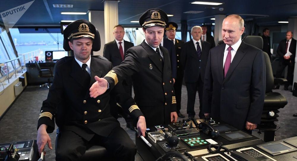 普京：俄罗斯破冰船队举世无双 应将优势保持下