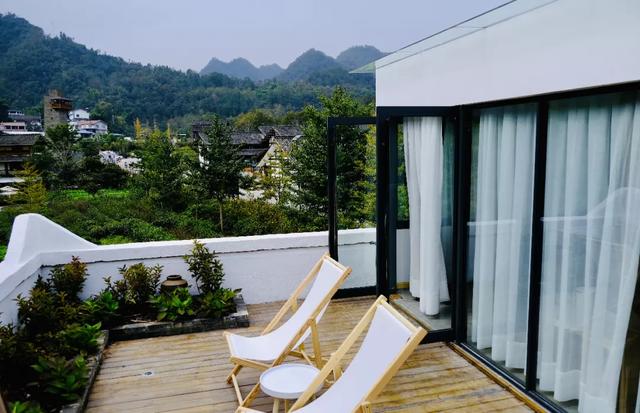 茶园、民宿、古寺....平武这个特色小镇,藏着一个别样的秋天休闲区蓝鸢梦想 - Www.slyday.coM 茶园、民宿、古寺....平武这个特色小镇,藏着一个别样的秋天休闲区蓝鸢梦想 - Www.slyday.coM