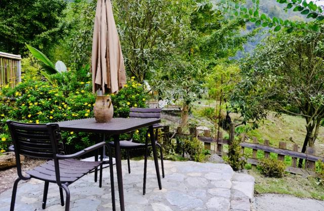 茶园、民宿、古寺....平武这个特色小镇,藏着一个别样的秋天休闲区蓝鸢梦想 - Www.slyday.coM 茶园、民宿、古寺....平武这个特色小镇,藏着一个别样的秋天休闲区蓝鸢梦想 - Www.slyday.coM