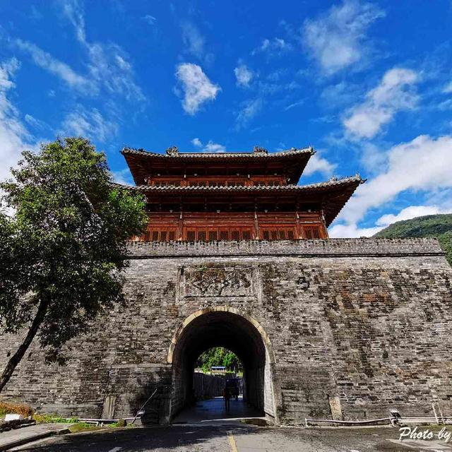 茶园、民宿、古寺....平武这个特色小镇,藏着一个别样的秋天休闲区蓝鸢梦想 - Www.slyday.coM 茶园、民宿、古寺....平武这个特色小镇,藏着一个别样的秋天休闲区蓝鸢梦想 - Www.slyday.coM