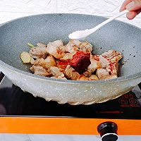 「腐乳焖五花肉」的做法配方，不加一滴油，做出美味的五花肉