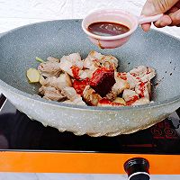 「腐乳焖五花肉」的做法配方，不加一滴油，做出美味的五花肉