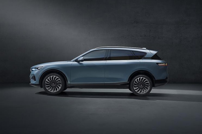 “全村的希望”?東風嵐圖首款量產車定名“FREE”