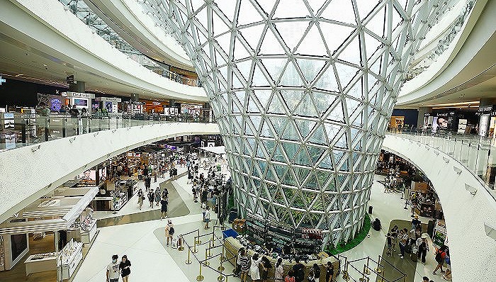 国货美妆崛起 新锤 免税店引入国产化妆品牌 自然堂 新浪科技 新浪网