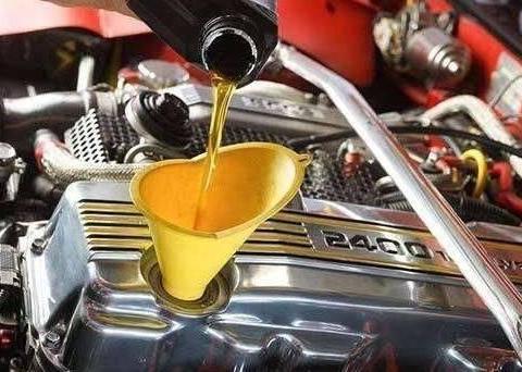 车字开久了油耗越来越高，记得换下这个零件，每月能省下不少钱