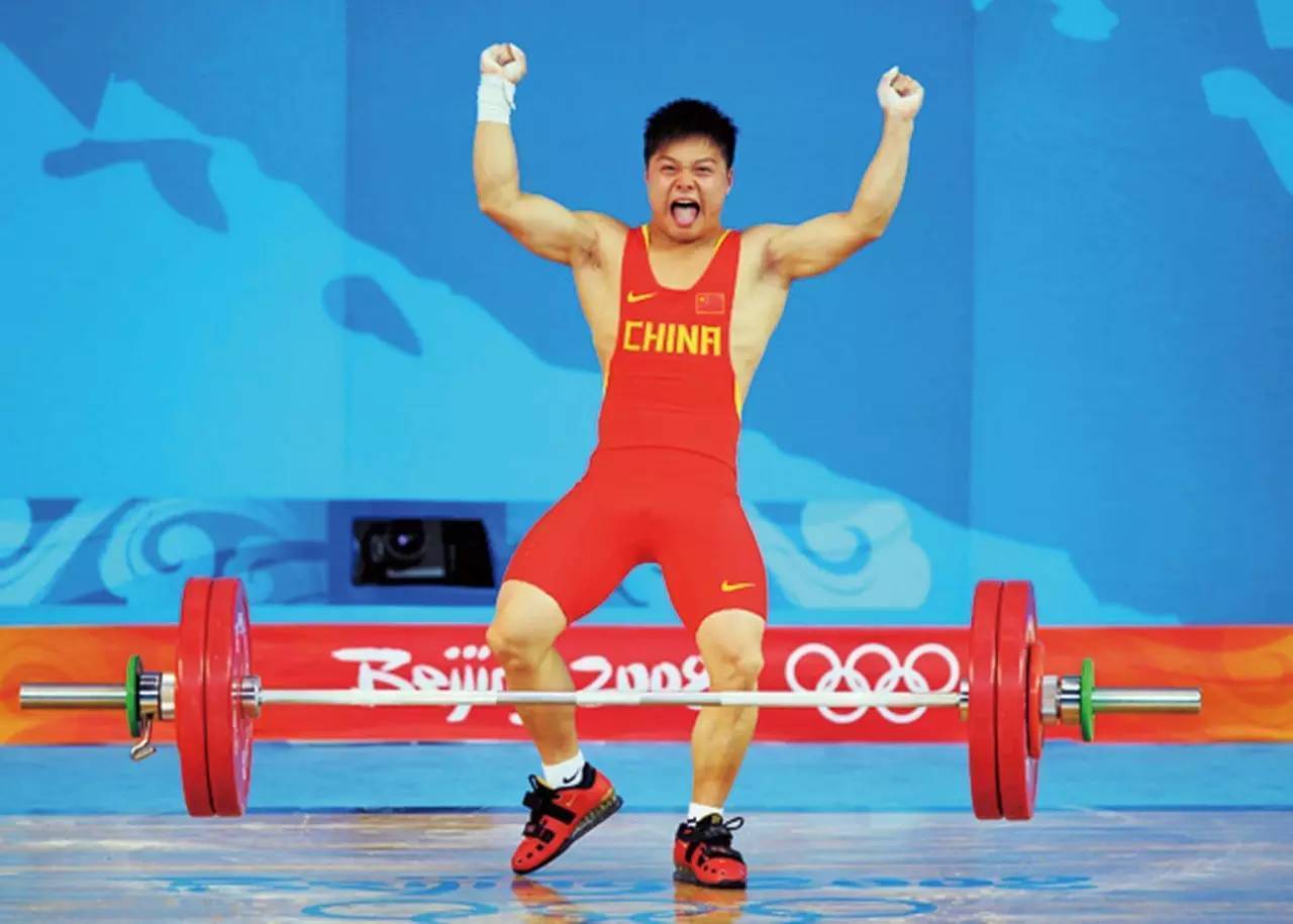 中国第12金！石智勇举重男子73公斤级夺金 - 知乎