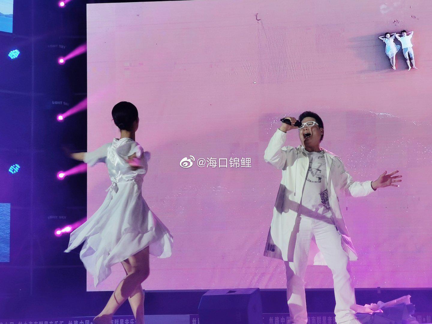 海南歌王冯磊海南音乐协会副主席一代海南歌王