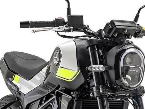 好的保养摩托车,单缸水冷249cc,座高782mm+六速变速