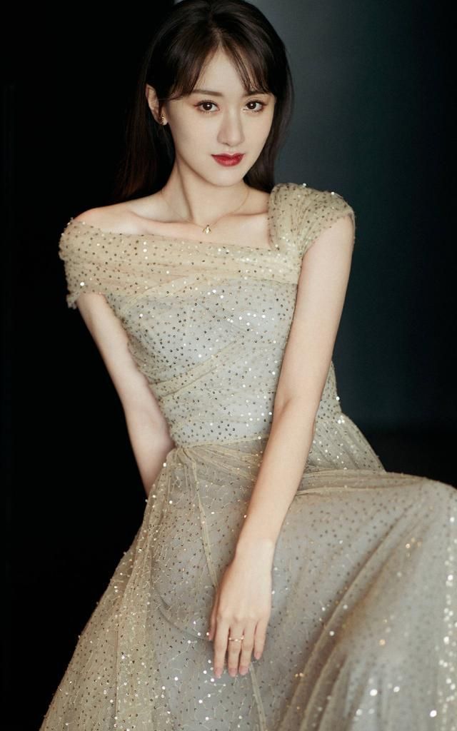 演员袁冰妍,热播剧《琉璃美人煞》精彩剧情轮番上演