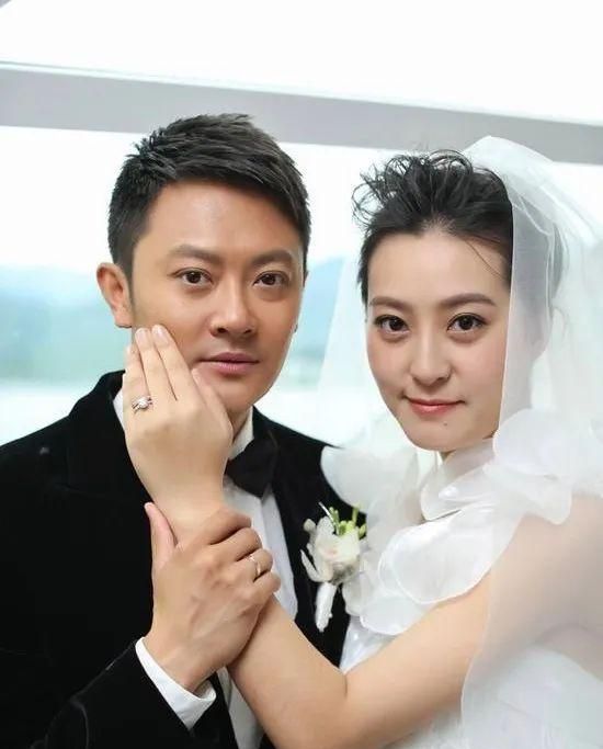 印小天父亲:军人出身性格刚强正直,因贪心害儿子遭假