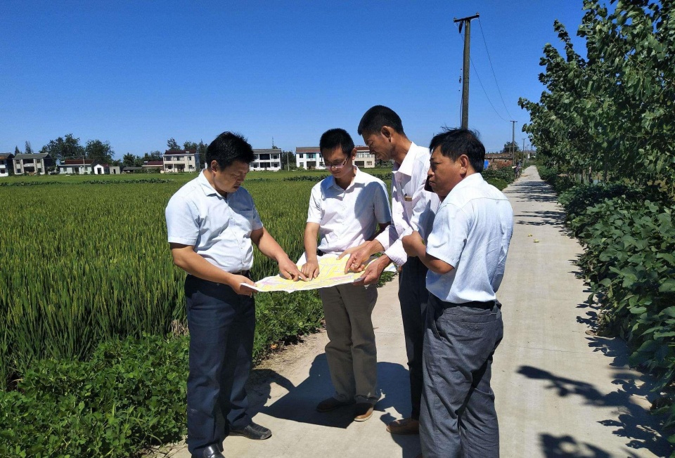 新增人口没有地怎么办_土地承包期延长至2057年,新增人口如何获取土地,有3种办