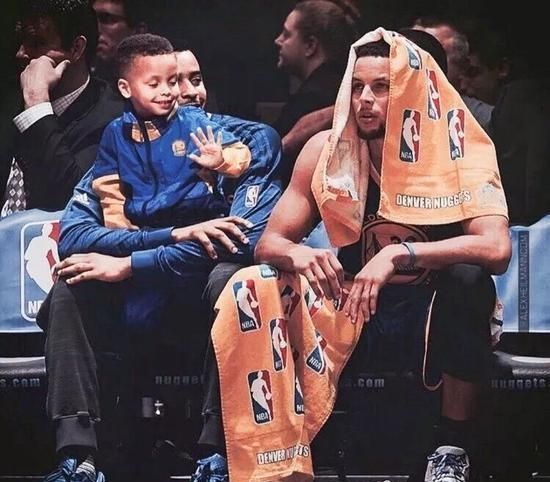 新赛季经典传奇网页版揭秘!科尔表态,五小阵容或已经成为过去