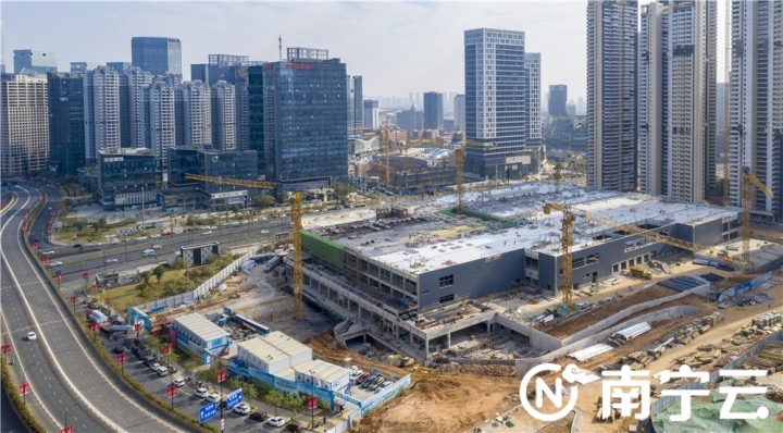 南宁宜家家居商场项目跑出“加速度”预计明年5月竣工8月开业。记者 黄维业 摄