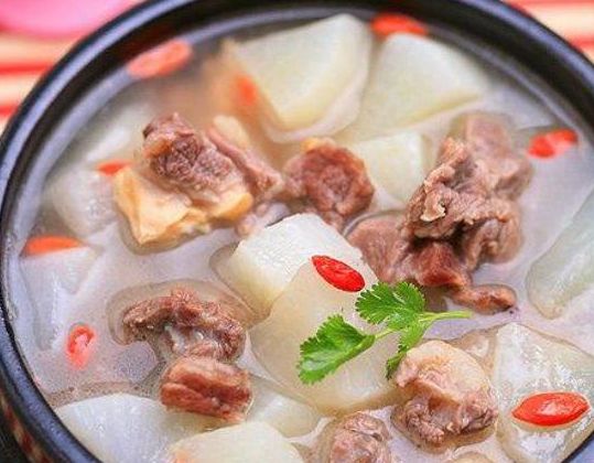 萝卜炖羊肉