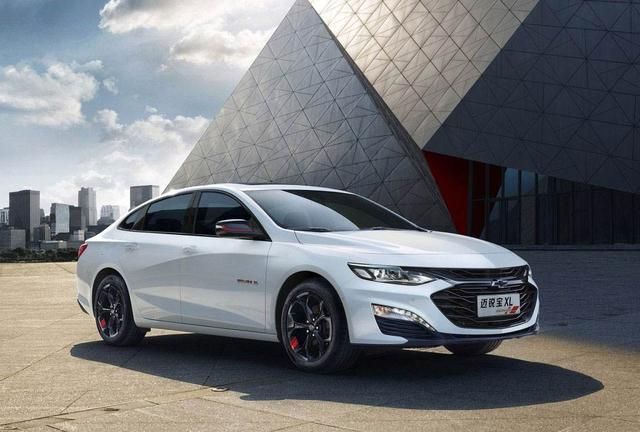 2021款迈锐宝xl1.5t,迈锐宝xl1.5t 5t车型,而这一次迈锐宝xl则推出了2021款的2.0t改款车型.
