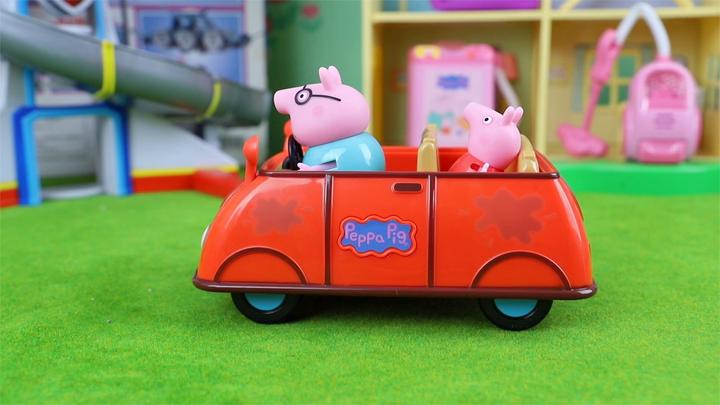 小猪佩奇:猪爸爸和佩奇的变色音乐车玩具拆箱分享