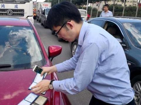 为何聪明人只买交强险和三者险?吃一次亏你就懂了