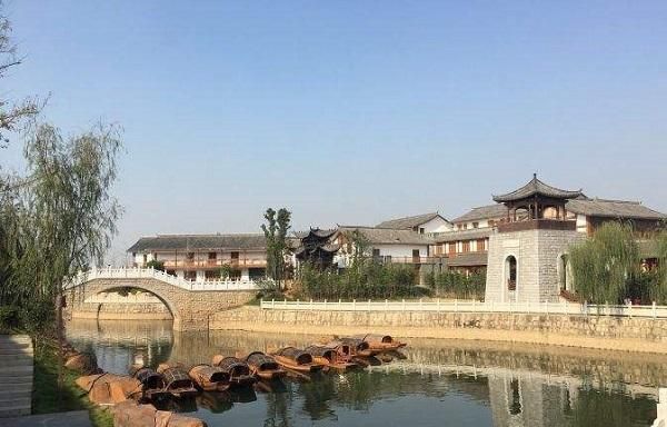 岳阳各县区gdp_2016-2020年岳阳市地区生产总值、产业结构及人均GDP统计(2)