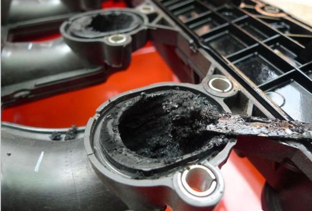 拉高速到底能不能清除发动机积碳？修车师傅：大多数车主都做错了