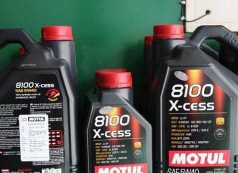 保养该用全合成还是半合成机油?看完之后你就明白了