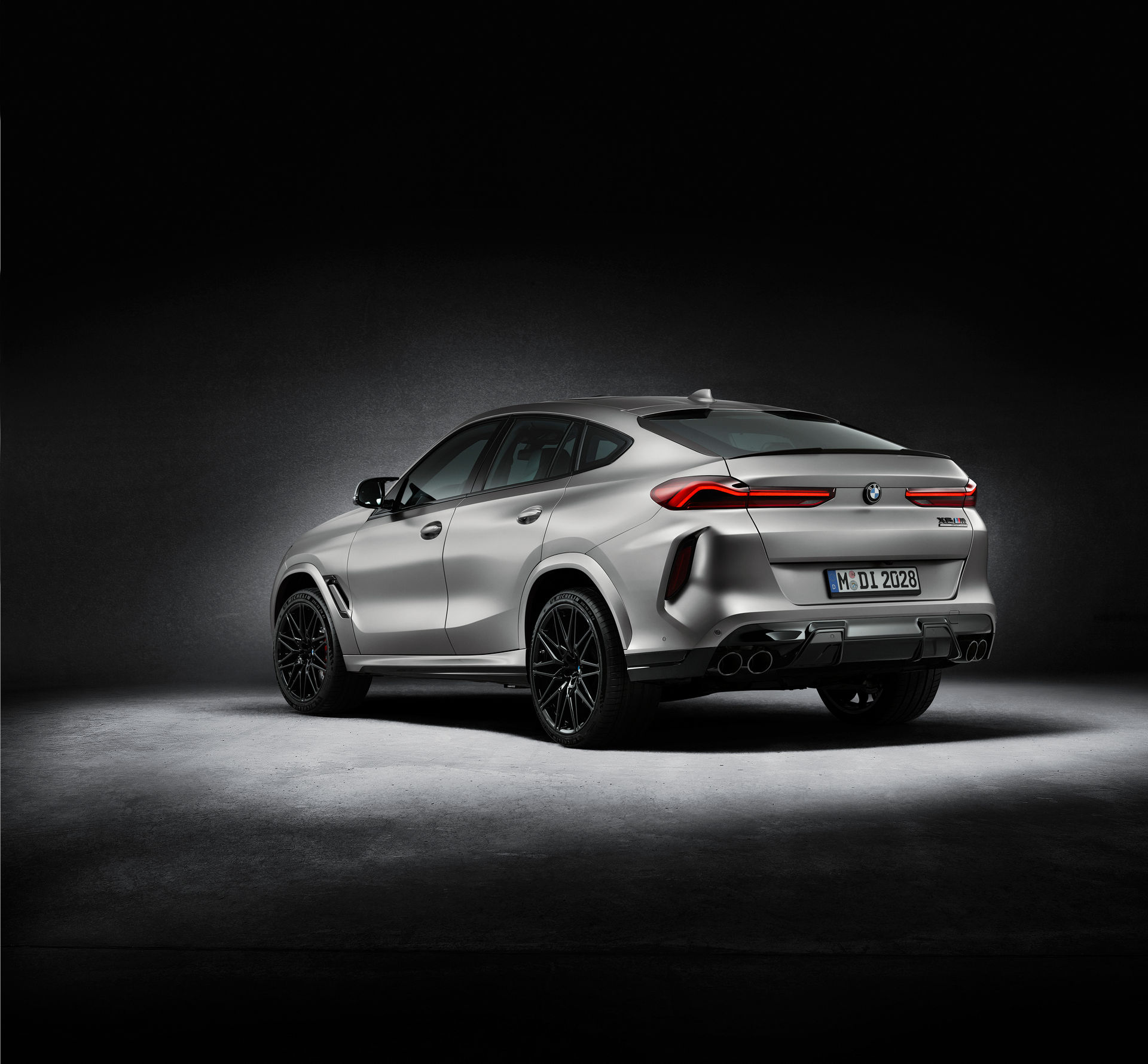 ȫ250̨ BMW X5 M/X6 MĴǷ