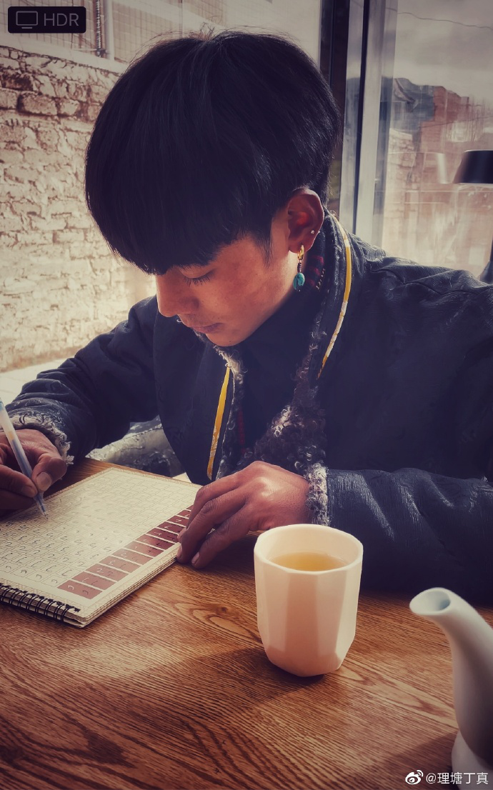 丁真声称只想放牛，回到原来的世界，爆红之后他也身不由己