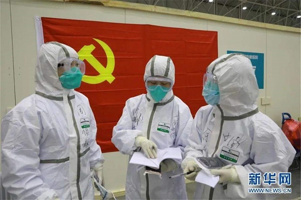 美专家：美国并没有走向衰败 应向中国证明这一