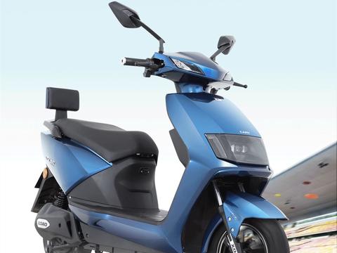 小刀推出新电动车，配备72V电池续航100公里，上电摩牌照！