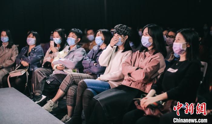 大学生青春脱口秀段子,大学生青春脱口秀段子文案