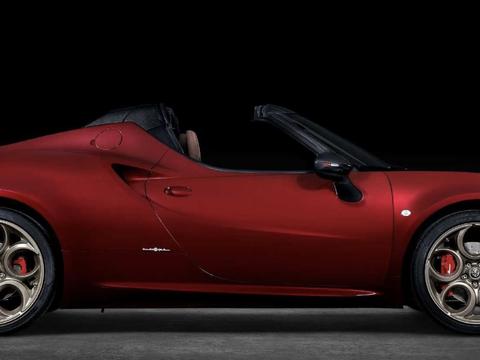 阿尔法罗密欧4C推出限量版车型，这个绝不能打六折