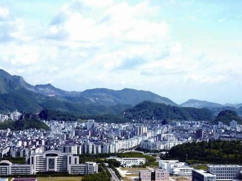 云浮城区人口_云浮市云浮中学照片(2)