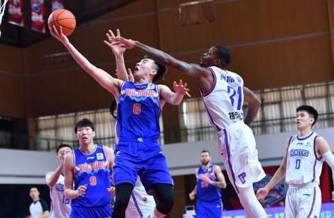 篮球丨CBA第二阶段：新疆伊力特胜天津先行者