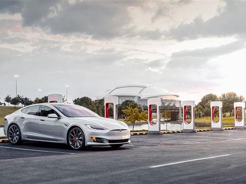 特斯拉和蔚来相继打通川藏线、丝绸之路，自驾车主的福音