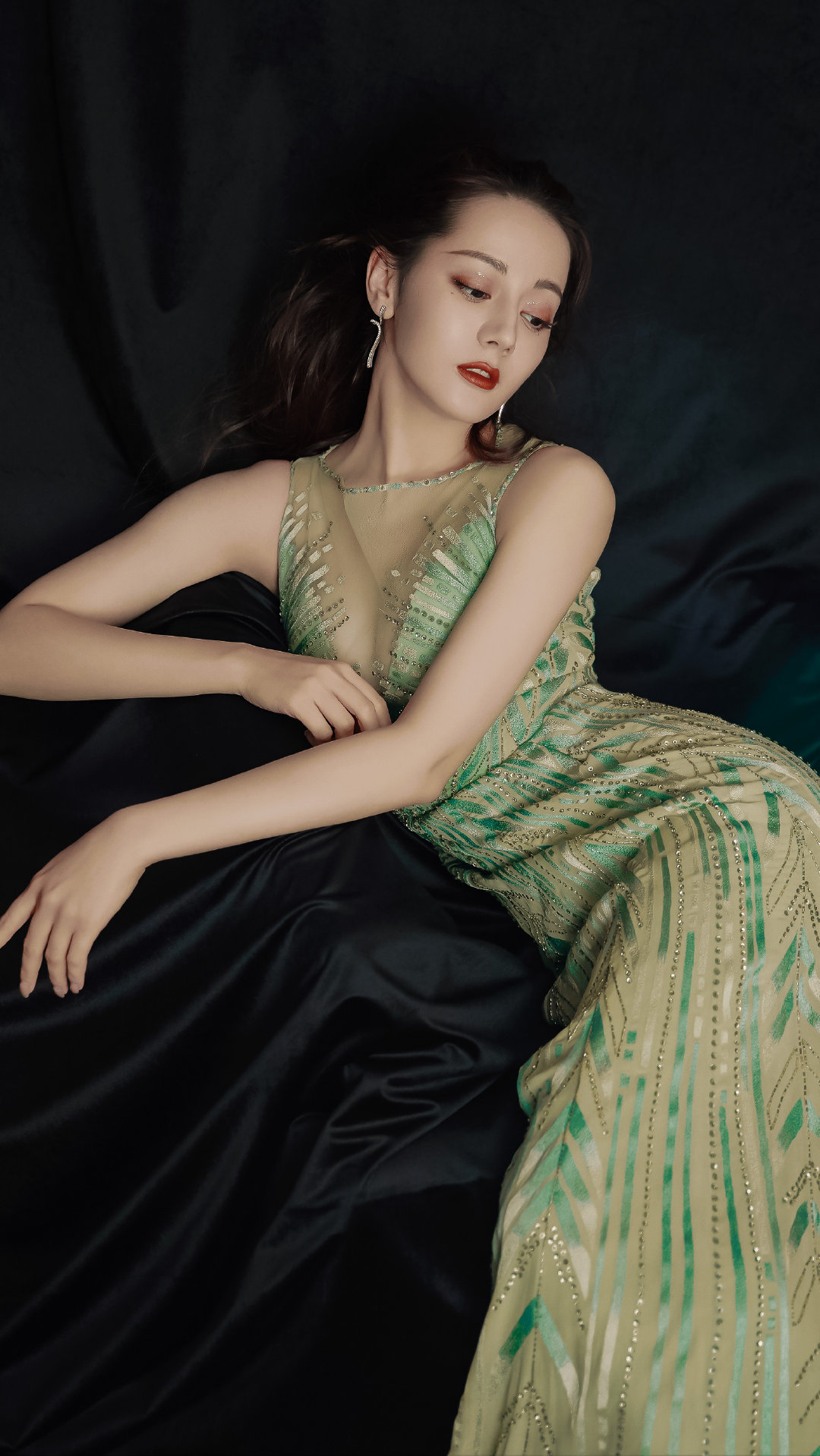 盘点迪丽热巴礼服名场面迪仙女裙你认为她穿哪件最漂亮呢
