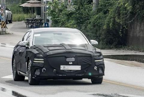 标配太阳能车顶技术/L3级自动驾驶 捷尼赛思eG80路试谍照曝光