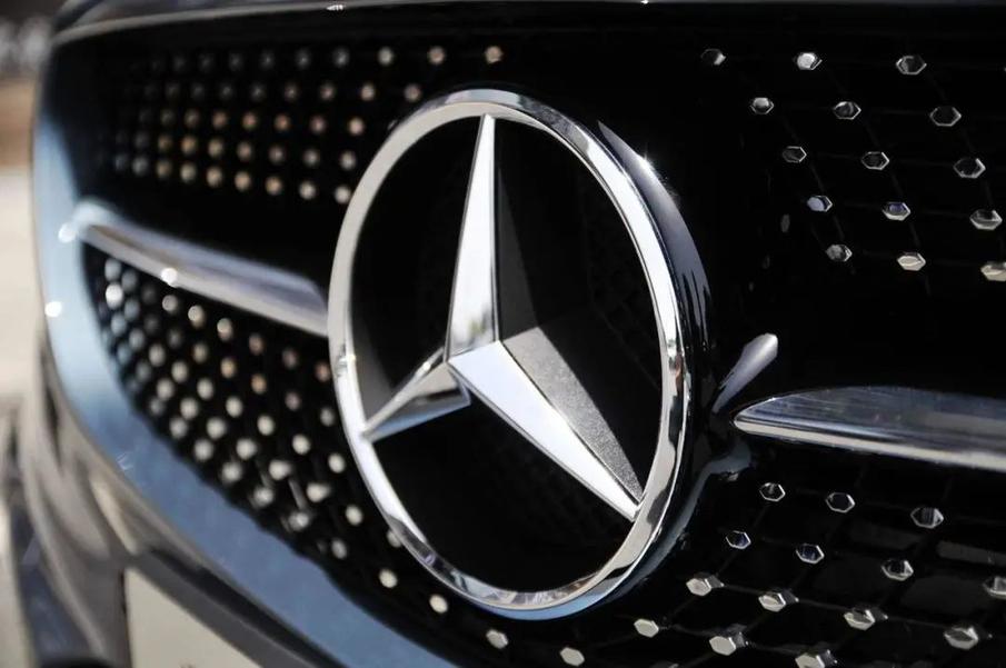 就算你是一夜破6000亿的特斯拉，也很难买下奔驰