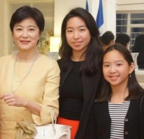 林青霞、朱茵的孩子都长得像爸爸,男性基因更强大?看看科学解释休闲区蓝鸢梦想 - Www.slyday.coM 林青霞、朱茵的孩子都长得像爸爸,男性基因更强大?看看科学解释休闲区蓝鸢梦想 - Www.slyday.coM