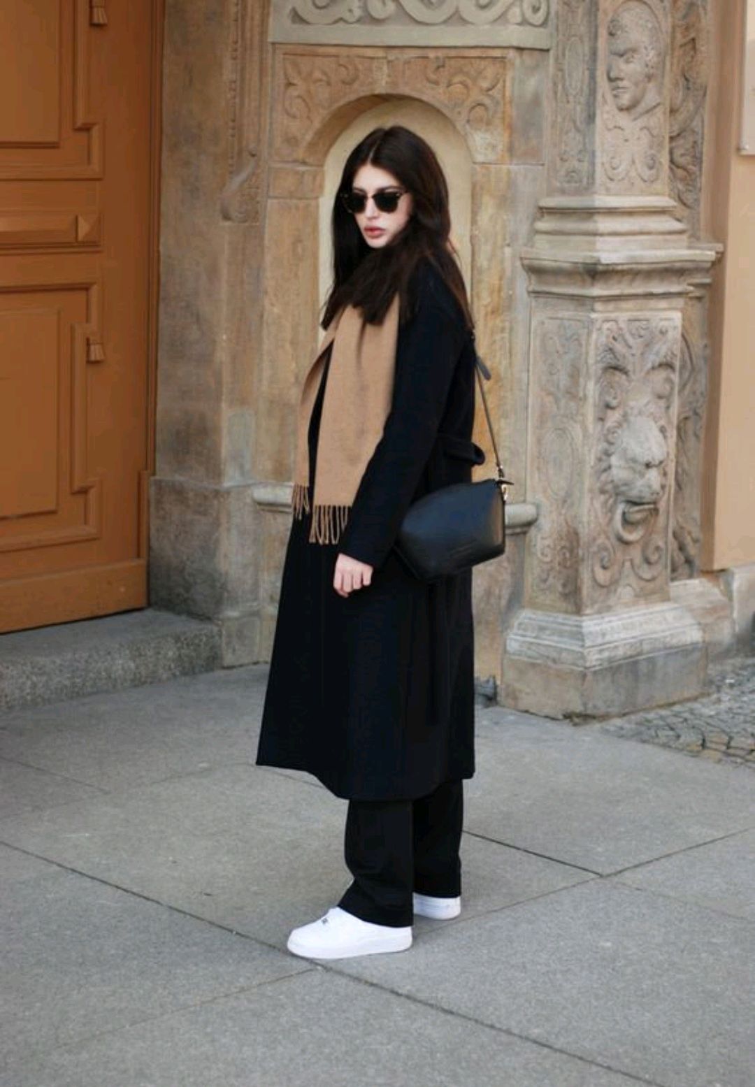 优雅简约的冬季日常穿搭，随性低调又有气场，照着穿美出新高度