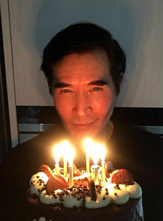 巨星费翔异国庆60大寿，身旁疑无人作陪？一首歌火了33年！