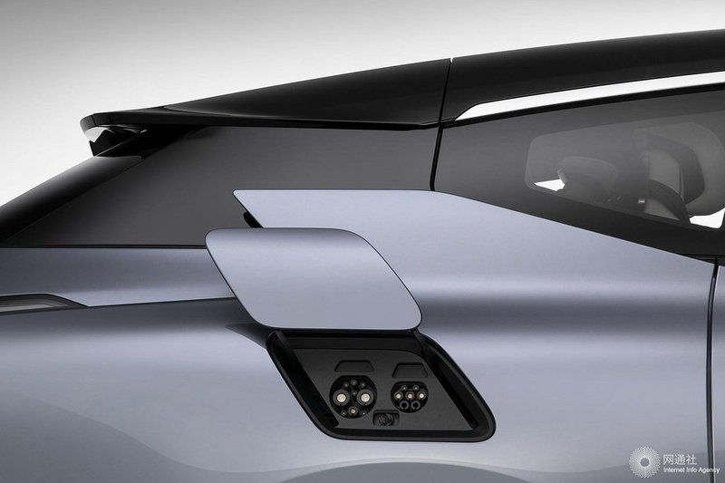 再一次进化 高合HiPhi X发布圣诞HiPhi进化秀