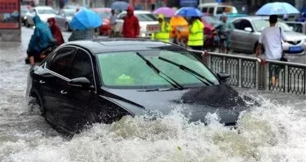 这几种车险根据情况决定是否购买,有的一点都用不上,纯属是送钱