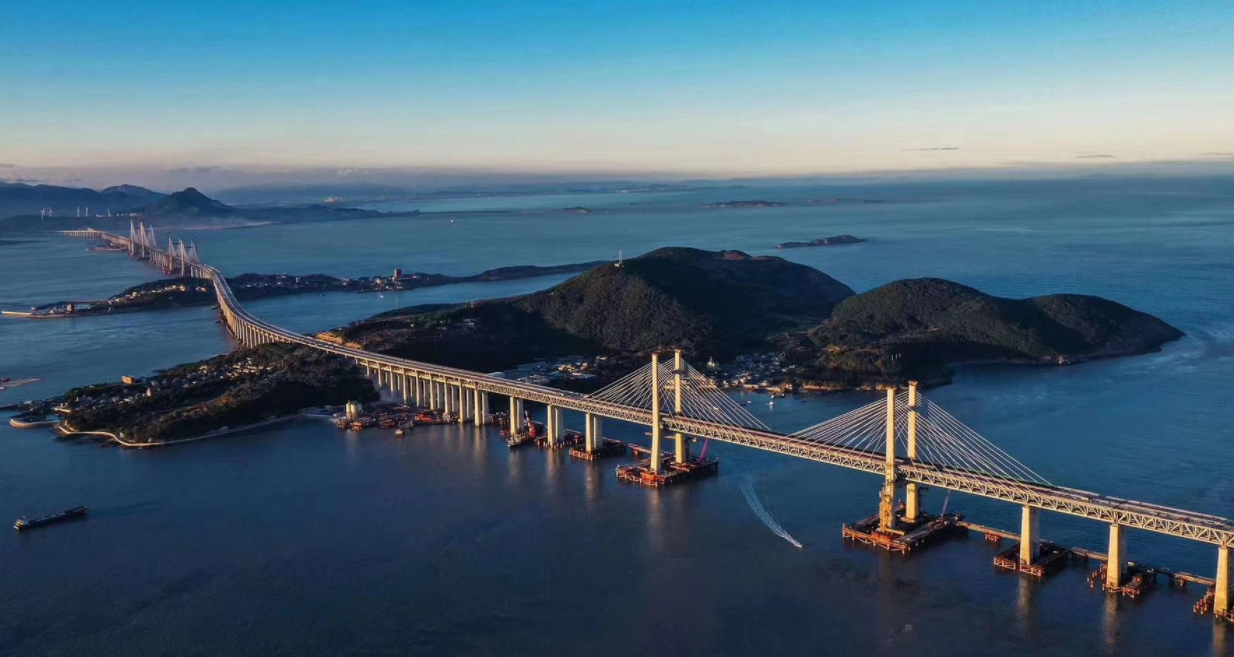 34公里,平潭海峡公铁大桥通了!建设难度有多大
