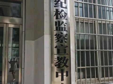 多行不义必自毙!河南驻马店：女子婚外出轨反被情人伙同妻子殴打