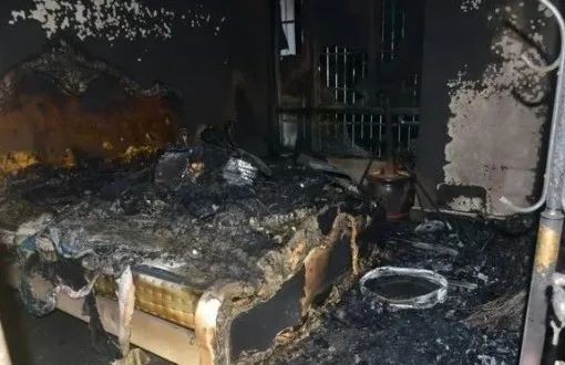 抓捕视频首次公开休闲区蓝鸢梦想 - Www.slyday.coM 抓捕视频首次公开休闲区蓝鸢梦想 - Www.slyday.coM