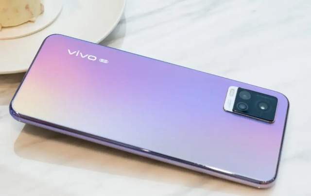 s7vivo图片颜色,vivos7e图片颜色 vivo s7评测:带来久违的新鲜感!