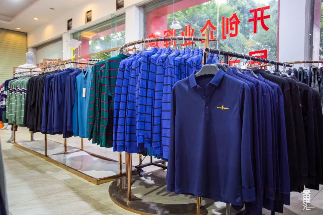 石碁服装厂多品牌开仓狂欢!全场低至50元/2件,香港包