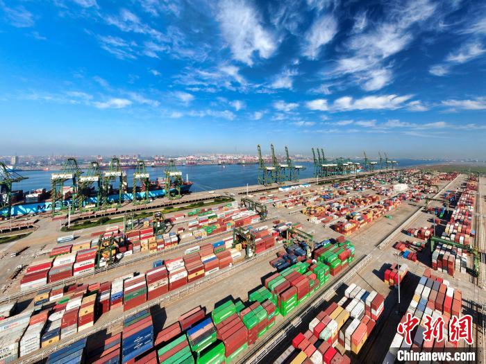 天津港2020年集装箱吞吐量完成1835万标准箱 同比增长6.1%