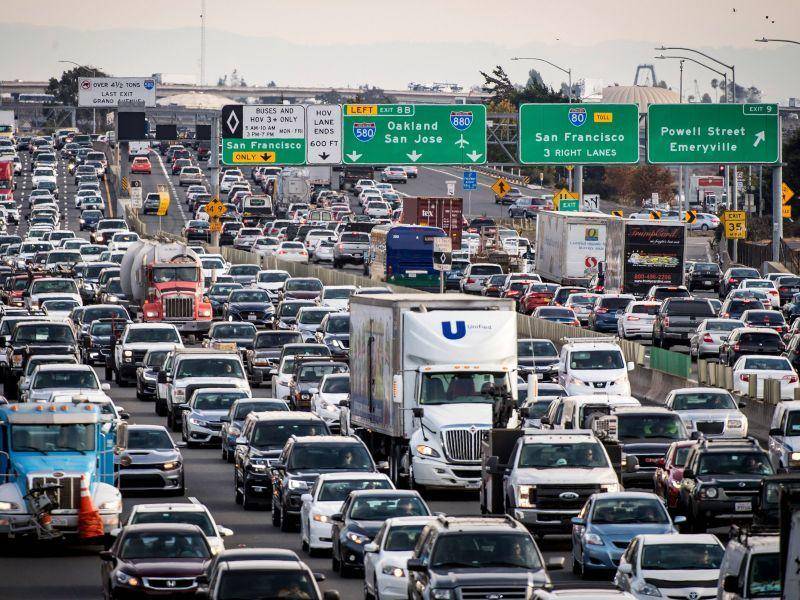 日产汽车：不再支持特朗普起诉加州机动车排放标准