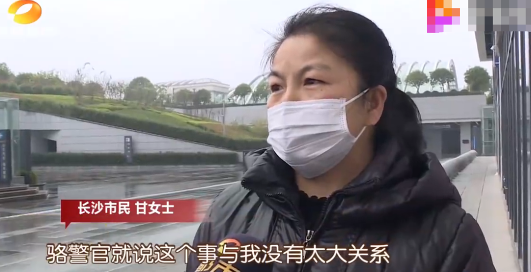 保洁员捡到一克拉钻戒上交被罚500元!公司:交