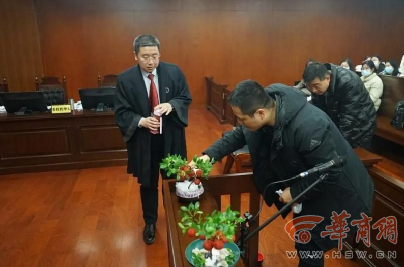 陕西两网红餐厅为“妃子笑”菜品著作权打官司